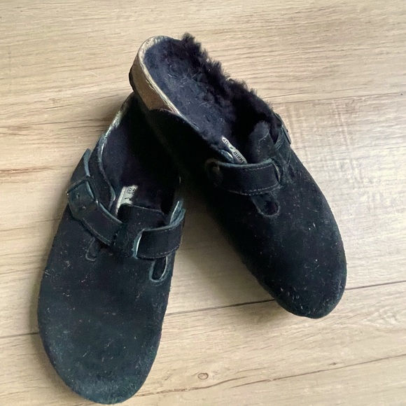 Birkenstock Black Suede Shearling Boston - Picture 1 of 7